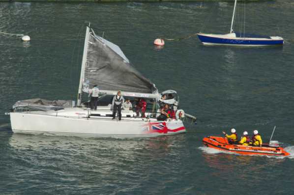 28 August 2014 - 16-23-32.jpg
The crew of yacht Jolly Jack Tar were competing in the Dartmouth Regatta when the mast snapped. Luckily no serious injuries. But I bet it was frightening.
#SnappedMast #YachtMastBreakage